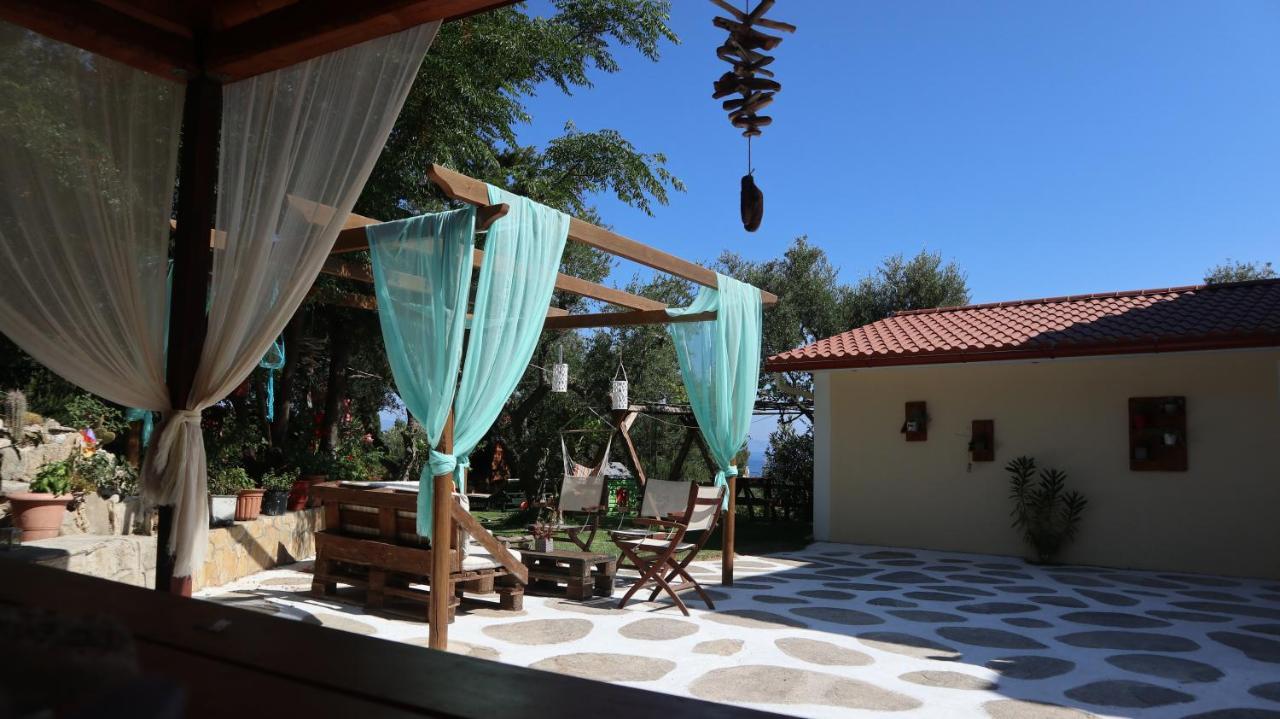 Patronis Studios Ammoudi Dış mekan fotoğraf